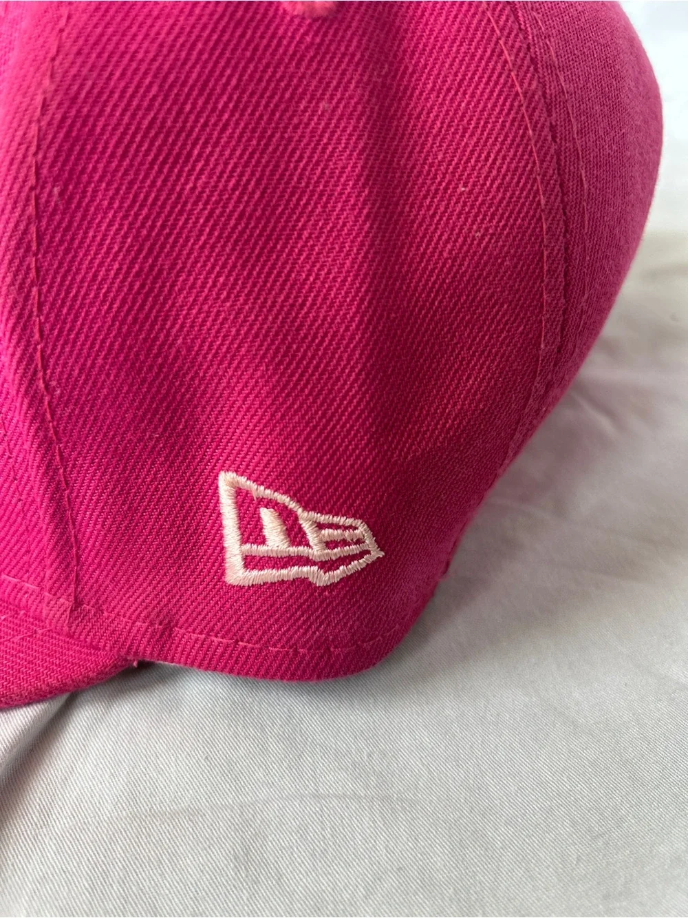 Hot pink y2k New Era 59FIFTY Los Angeles Dodgers fitted cap